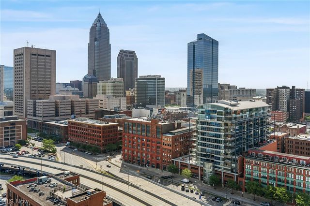 635 W Lakeside Avenue 402, Cleveland, OH 44113