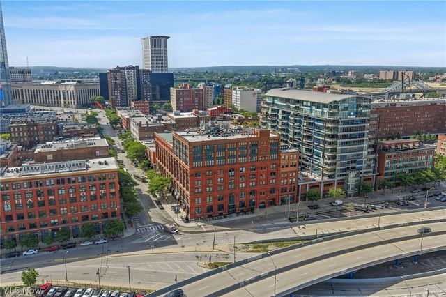 635 W Lakeside Avenue 402, Cleveland, OH 44113