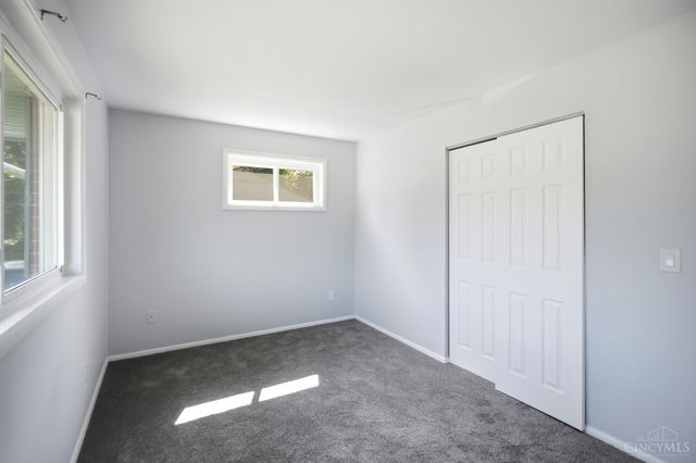 131 Brookhaven Avenue, Woodlawn, OH 45215