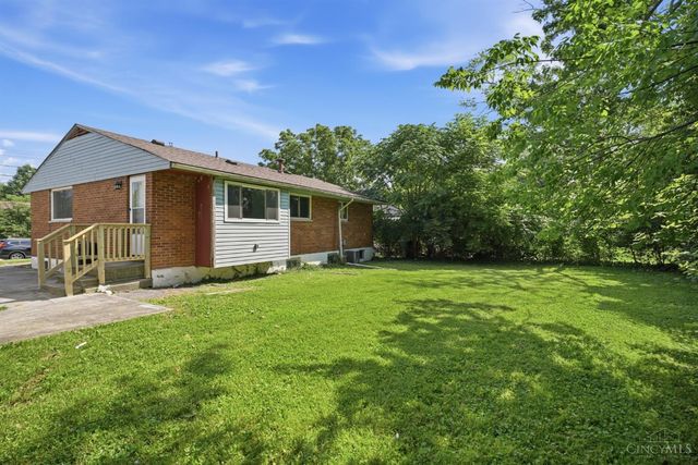 131 Brookhaven Avenue, Woodlawn, OH 45215