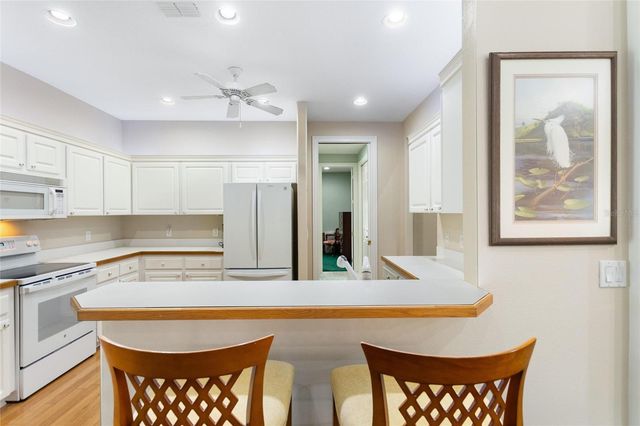 1046 CARAVAN LOOP, Polk City, FL 33868