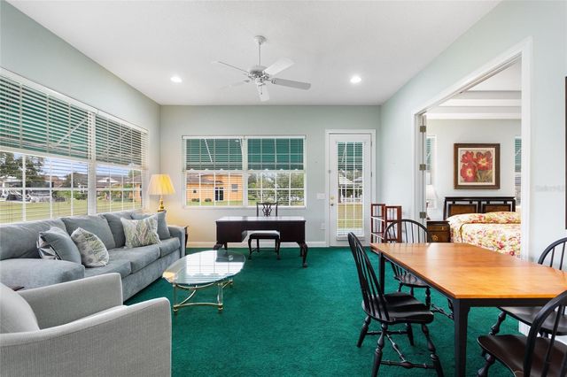 1046 CARAVAN LOOP, Polk City, FL 33868