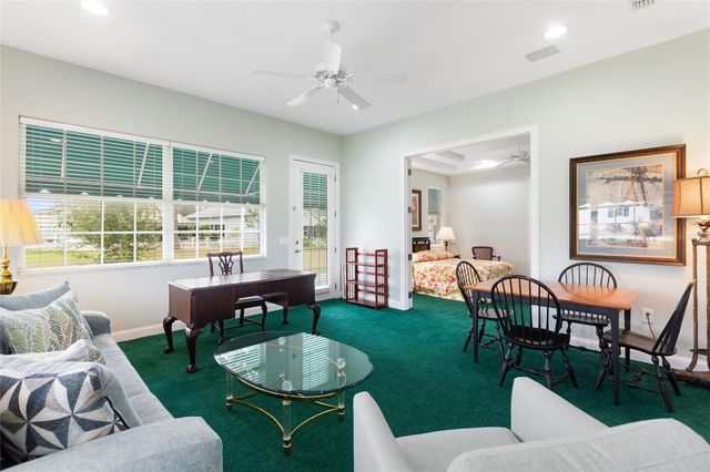 1046 CARAVAN LOOP, Polk City, FL 33868