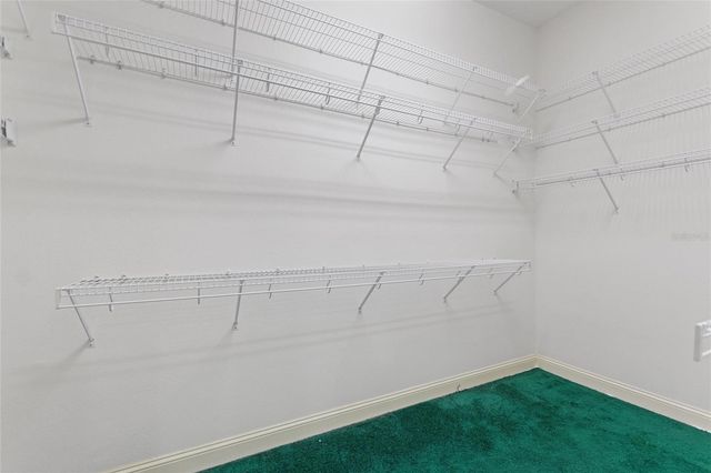 1046 CARAVAN LOOP, Polk City, FL 33868