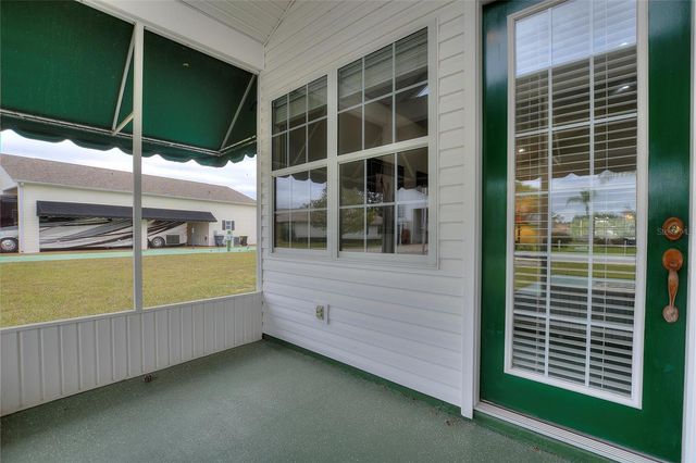 1046 CARAVAN LOOP, Polk City, FL 33868