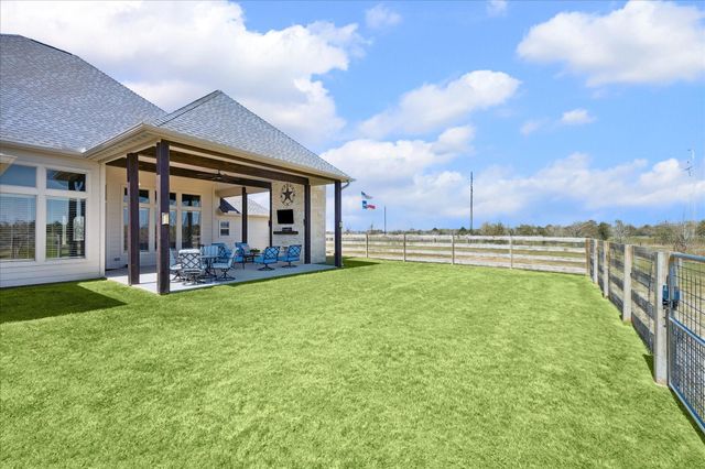 2970 Settlers Way Drive, Sealy, TX 77474