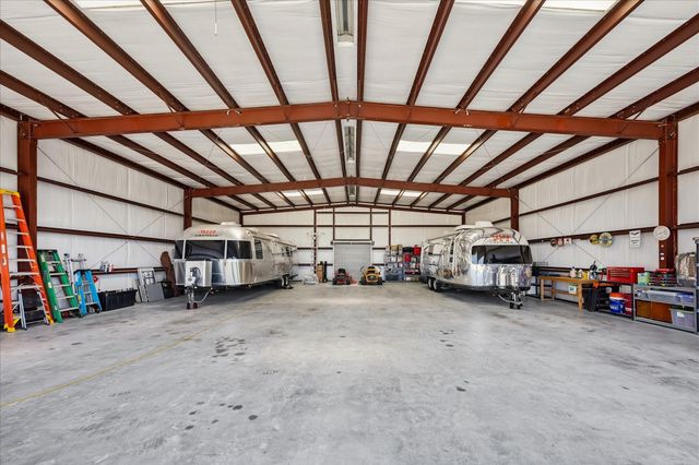 2970 Settlers Way Drive, Sealy, TX 77474