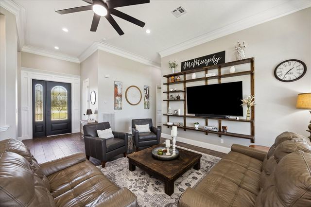 2970 Settlers Way Drive, Sealy, TX 77474