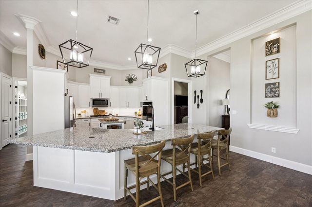 2970 Settlers Way Drive, Sealy, TX 77474