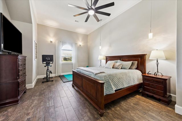 2970 Settlers Way Drive, Sealy, TX 77474