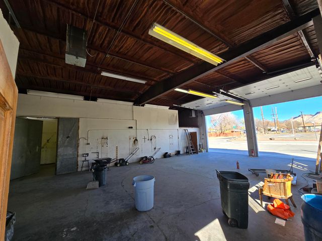 3263 F Road, Clifton, CO 81520