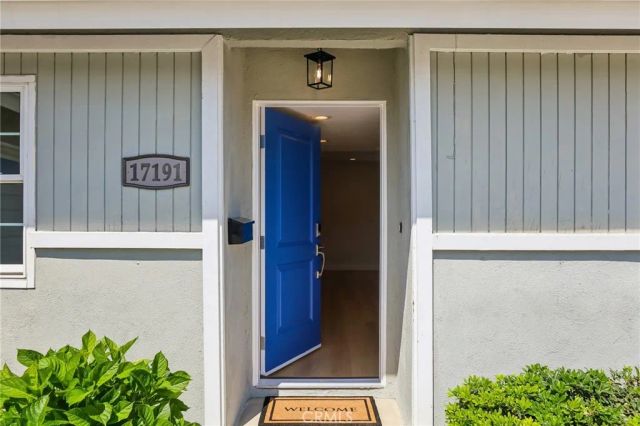 17191 Kampen Lane, Huntington Beach, CA 92647