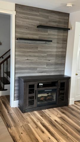 10 Dell St, Malden, MA 02148