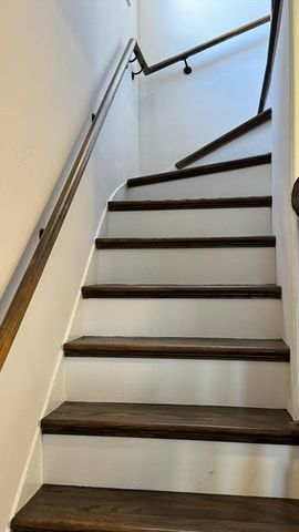 10 Dell St, Malden, MA 02148