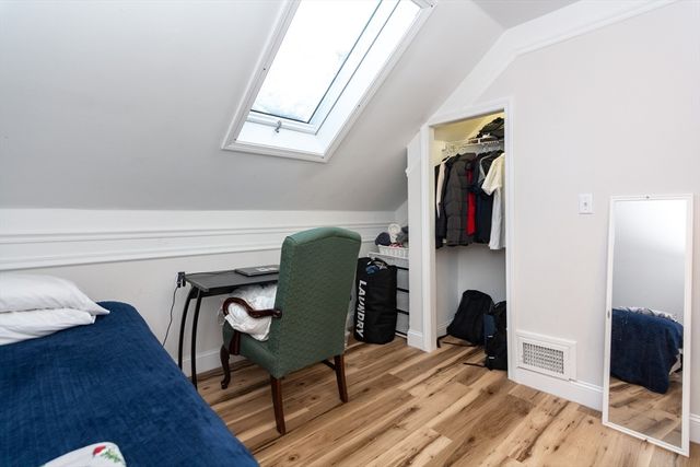 10 Dell St, Malden, MA 02148