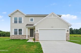 1083 Lakeside Lane, Oregon, OH 43616