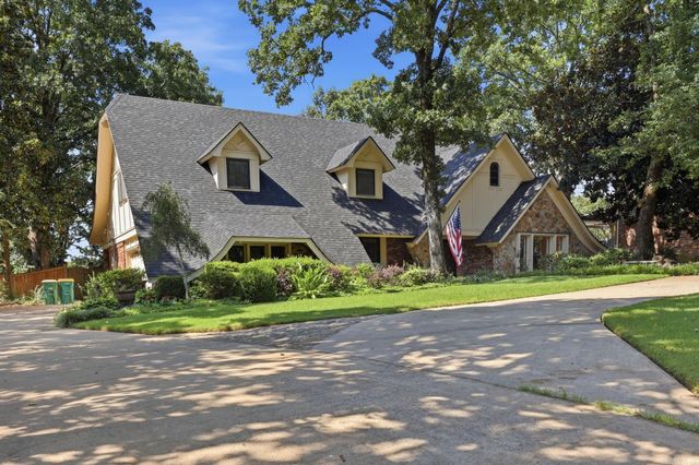 800 Silverwood Trail, North Little Rock, AR 72116