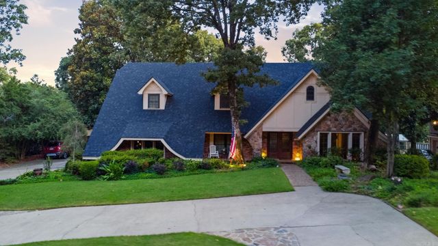 800 Silverwood Trail, North Little Rock, AR 72116