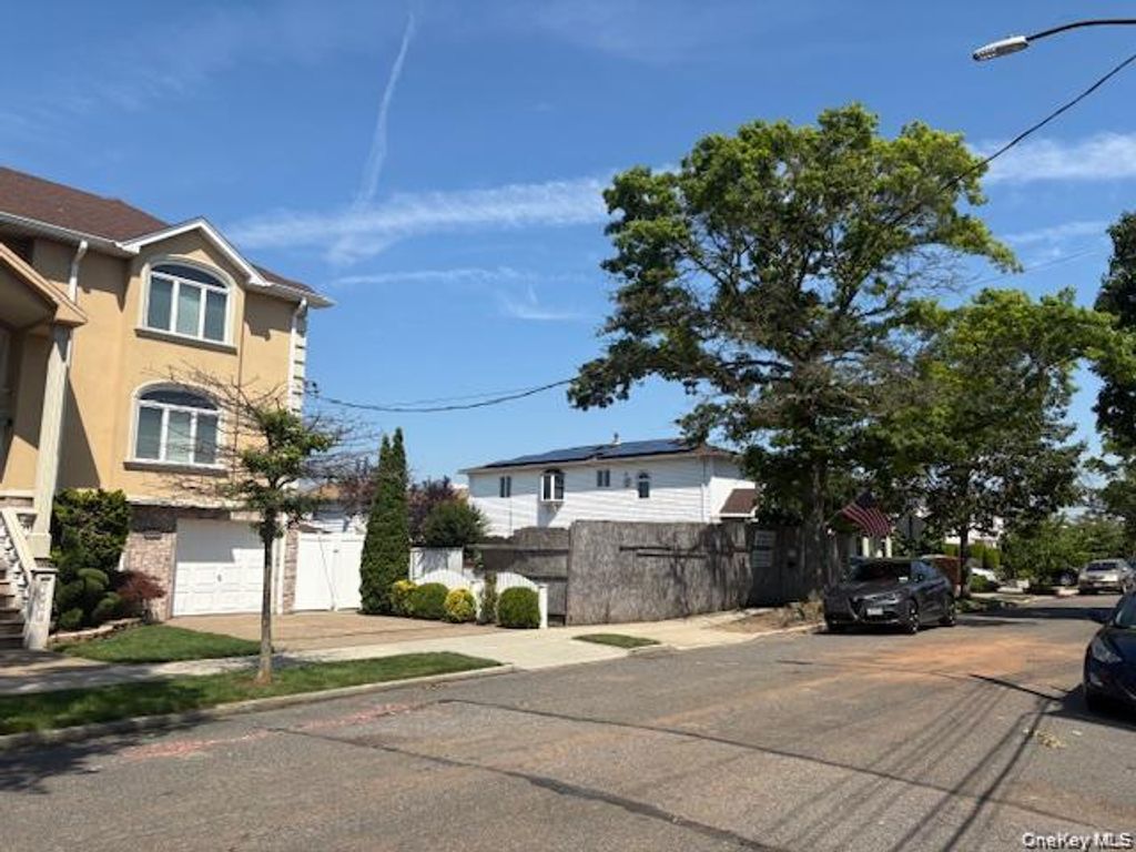 164-44 89th Street, Howard Beach, NY 11414 — photo 3
