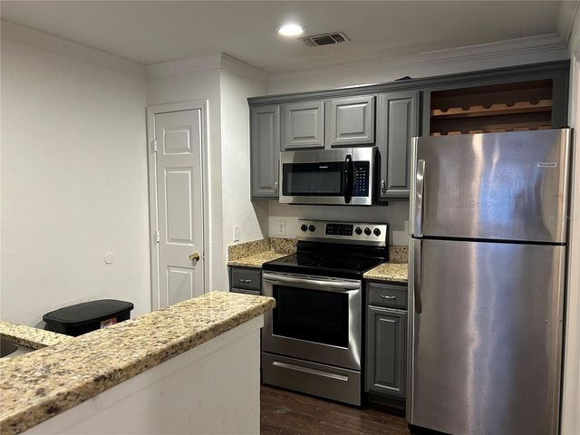 18414 BRIDLE CLUB DRIVE 1, Tampa, FL 33647