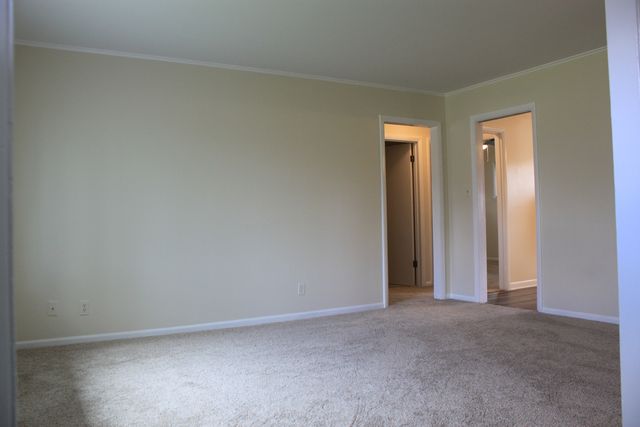63 Pine Court, Crystal Lake, IL 60014