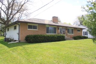63 Pine Court, Crystal Lake, IL 60014