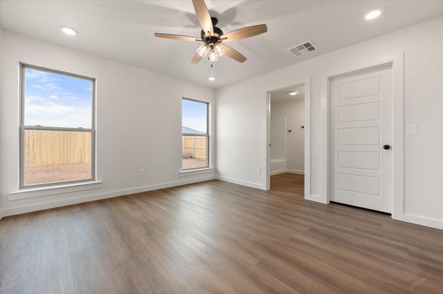 13825 Gary Avenue, Lubbock, TX 79423