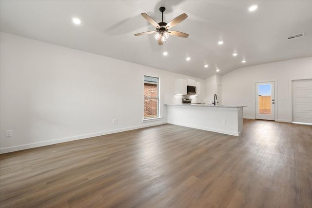 13825 Gary Avenue, Lubbock, TX 79423