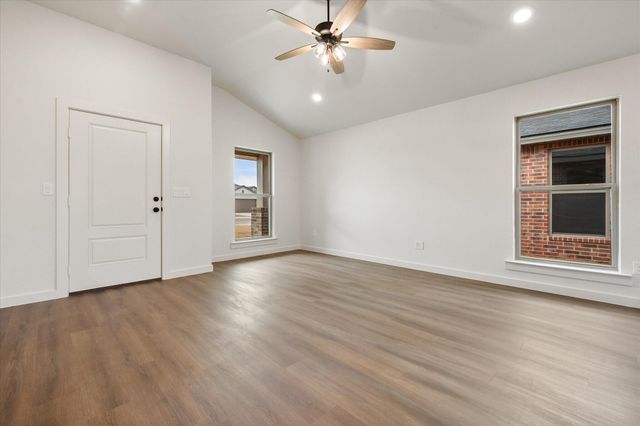 13825 Gary Avenue, Lubbock, TX 79423