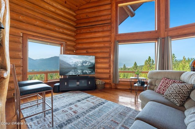 1758 Giles Connection Rd, Bonners Ferry, ID 83805