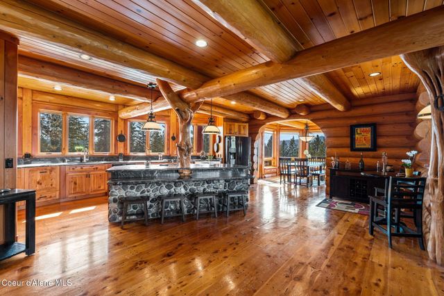 1758 Giles Connection Rd, Bonners Ferry, ID 83805