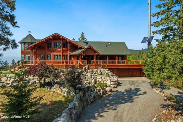 1758 Giles Connection Rd, Bonners Ferry, ID 83805