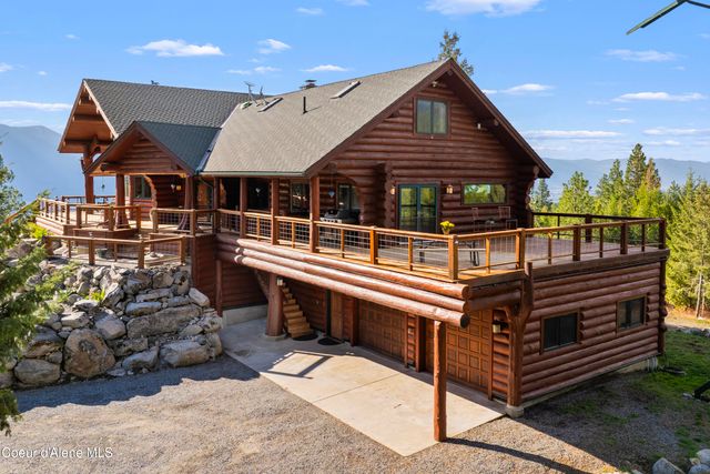 1758 Giles Connection Rd, Bonners Ferry, ID 83805