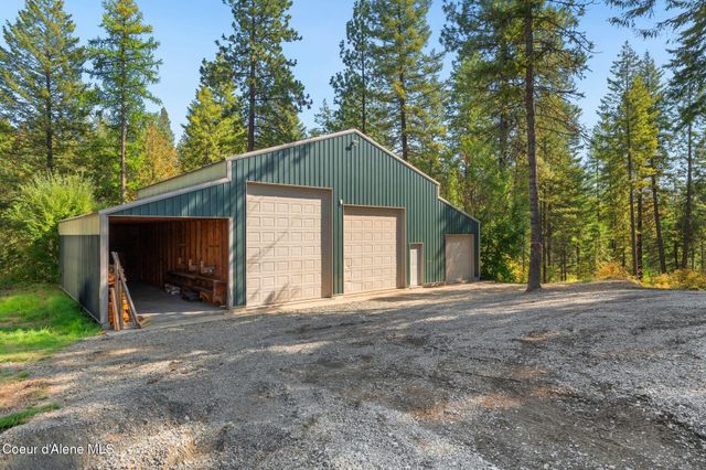 1758 Giles Connection Rd, Bonners Ferry, ID 83805
