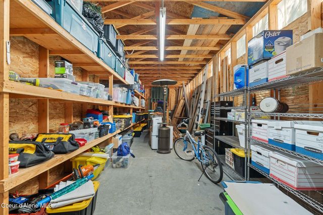 1758 Giles Connection Rd, Bonners Ferry, ID 83805