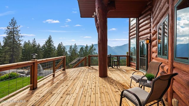 1758 Giles Connection Rd, Bonners Ferry, ID 83805