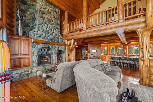 1758 Giles Connection Rd, Bonners Ferry, ID 83805