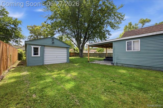 27116 Delton Street, Madison Heights, MI 48071
