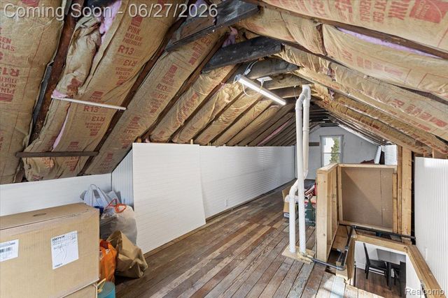 27116 Delton Street, Madison Heights, MI 48071