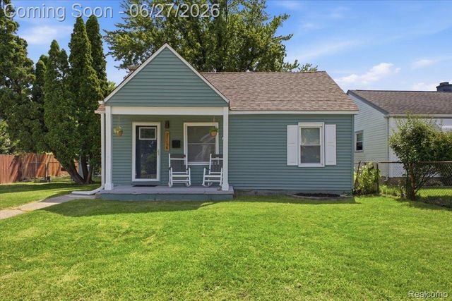 27116 Delton Street, Madison Heights, MI 48071
