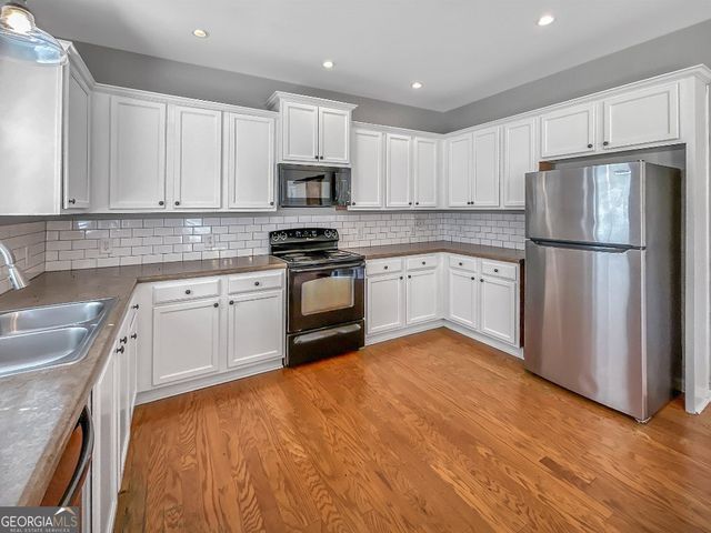 209 McEwen Court, Perry, GA 31069