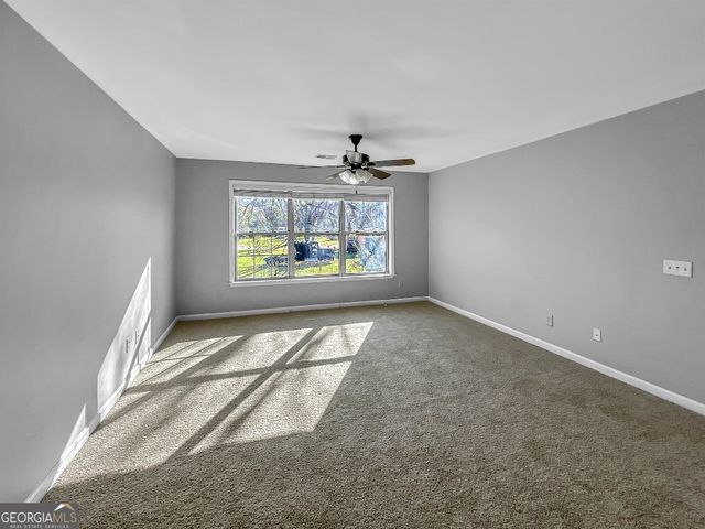 209 McEwen Court, Perry, GA 31069