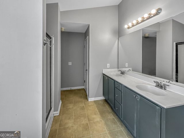 209 McEwen Court, Perry, GA 31069