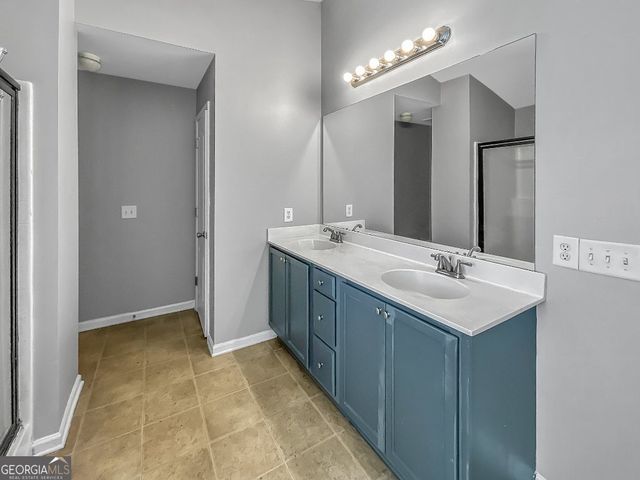 209 McEwen Court, Perry, GA 31069