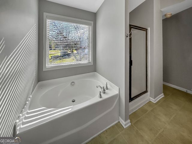 209 McEwen Court, Perry, GA 31069