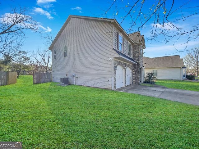 209 McEwen Court, Perry, GA 31069