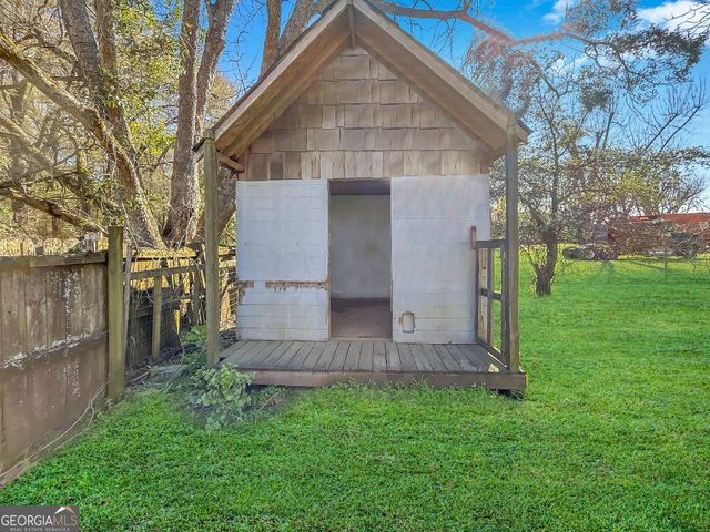 209 McEwen Court, Perry, GA 31069