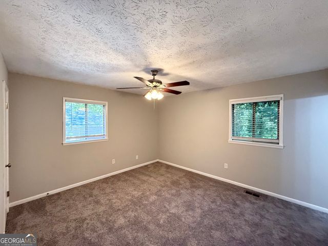 4442 CEDAR RIDGE Trail, Stone Mountain, GA 30083