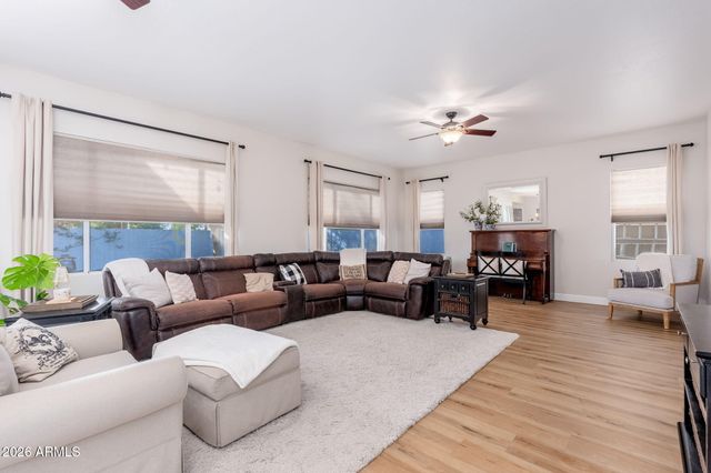 3850 S Thistle Drive, Chandler, AZ 85248