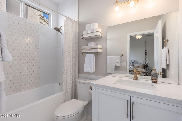 3850 S Thistle Drive, Chandler, AZ 85248
